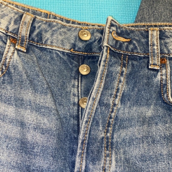 H&M divided high waisted jeans - Picture 3 of 6